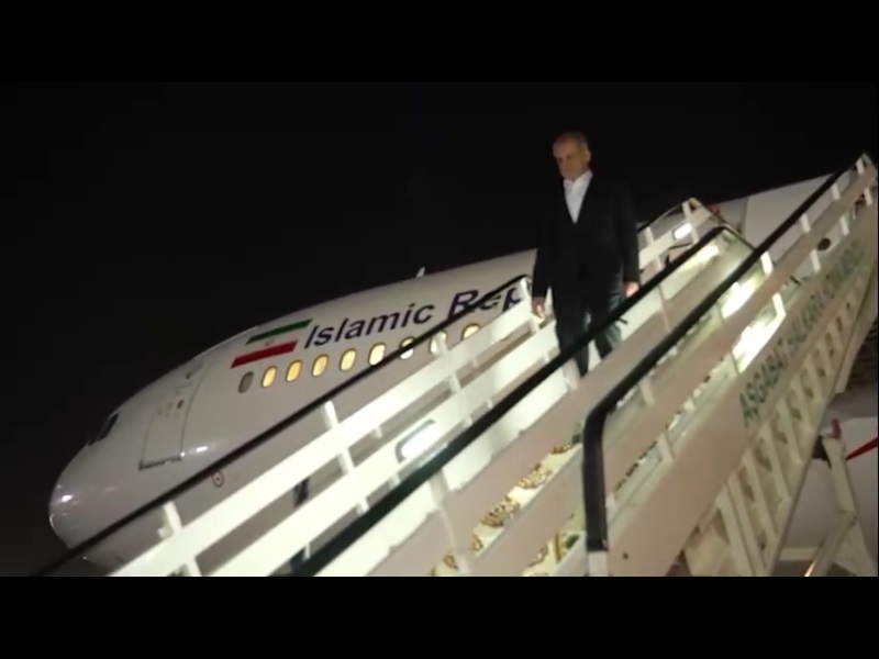 ویدیو| استقبال جالب ترکمنستان از پزشکیان؛ رئیس‌جمهور نمک‌گیر شد