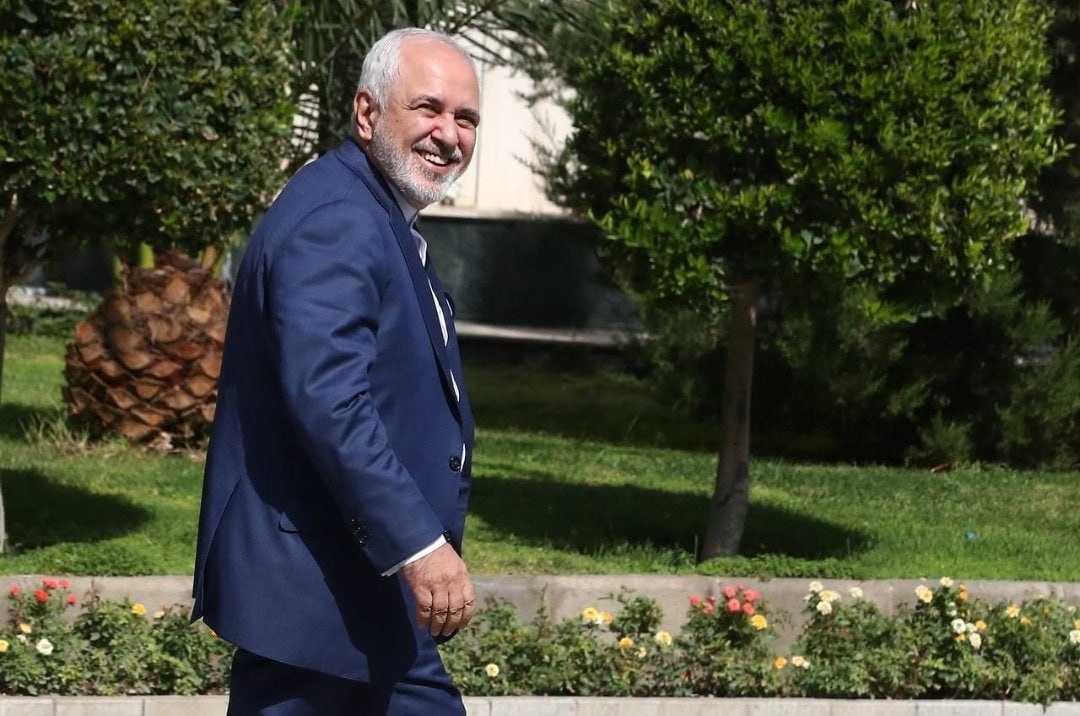 کیهان نوشت: ظریف، دولت در سایه! کیهان نوشت: ظریف، دولت در سایه!