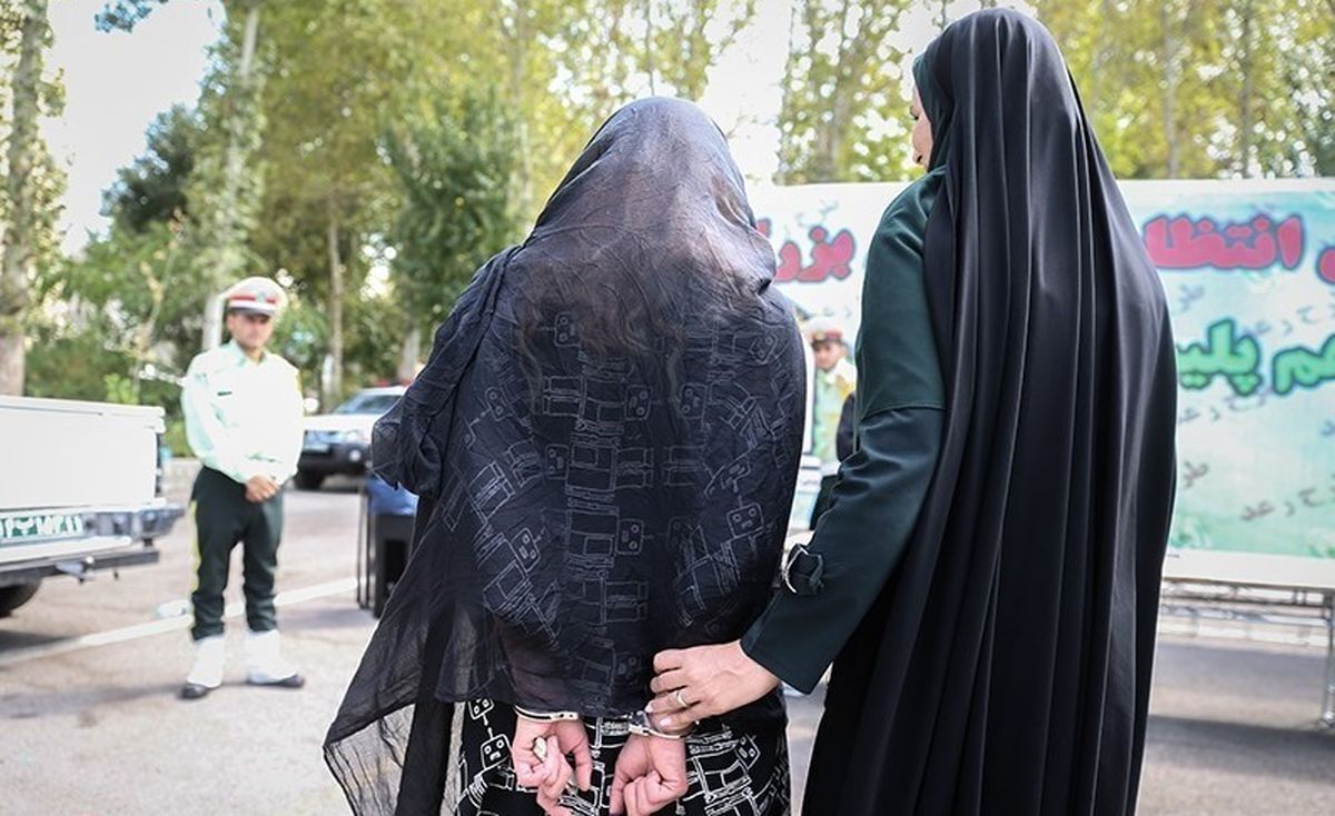 نقشه شوم عروس طمعکار برای مادرشوهرش! نقشه شوم عروس طمعکار برای مادرشوهرش!