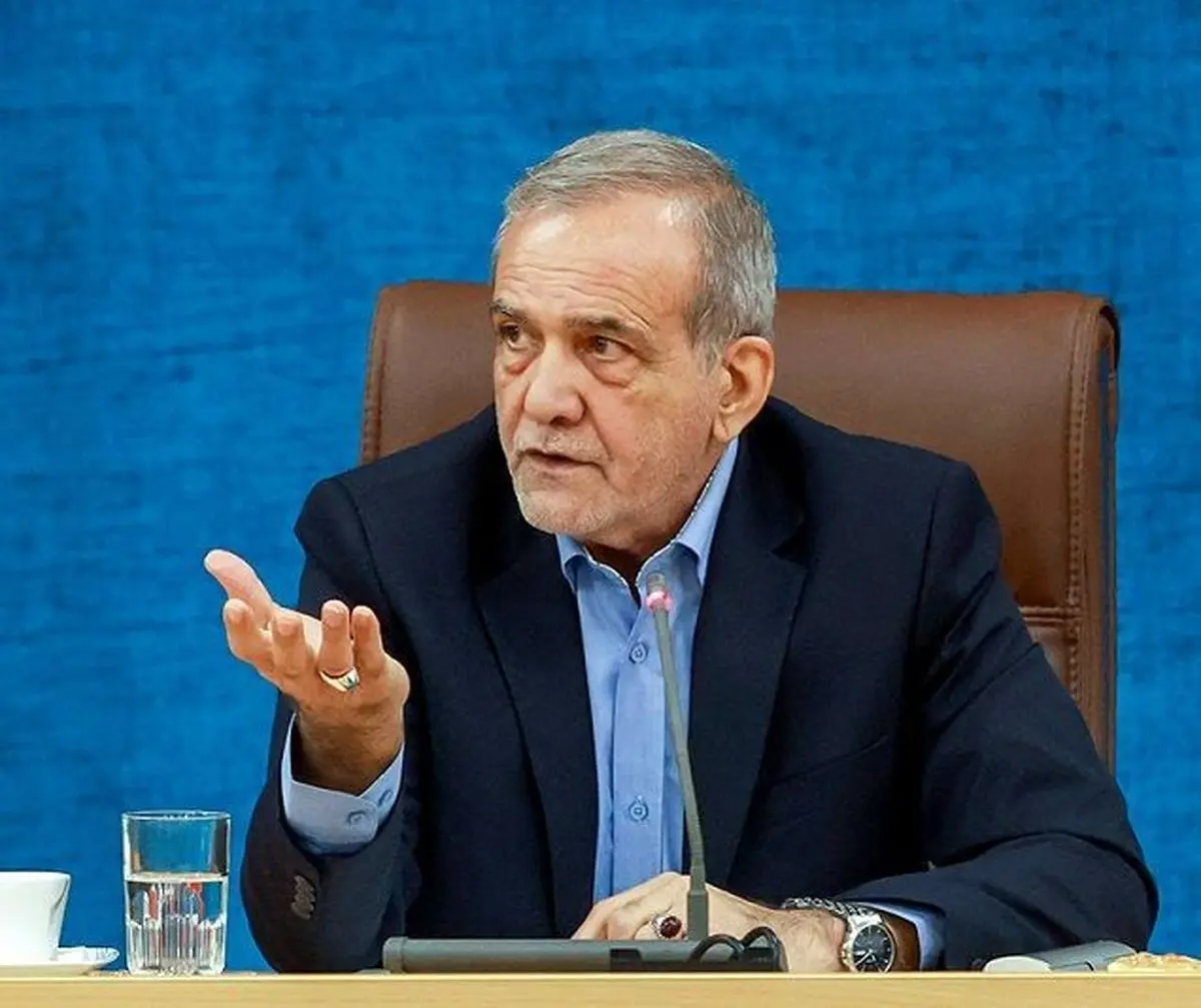 پزشکیان: اگر میخواهیم امر به معروف کنیم، باید اول خود را اصلاح کنیم؛ این مردم از ما فرار کنند، مشکل ما هستیم پزشکیان: اگر میخواهیم امر به معروف کنیم، باید اول خود را اصلاح کنیم؛ این مردم از ما فرار کنند، مشکل ما هستیم
