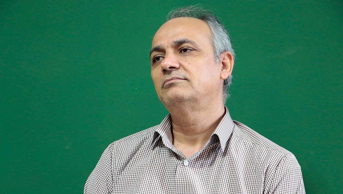 زیدآبادی : فقط ذهن‌های سنگواره شده، انعطاف را خفت و ذلت می‌دانند