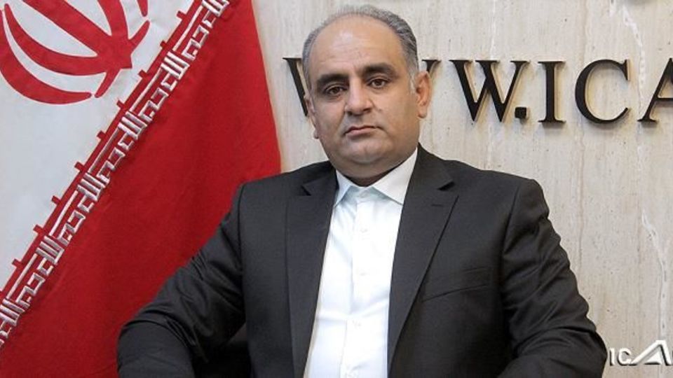 ویدیو| ادبیات سخیف بخشی پور نماینده مجلس و عضو هیات رئیسه مجلس و توهین به وزیر بهداشت