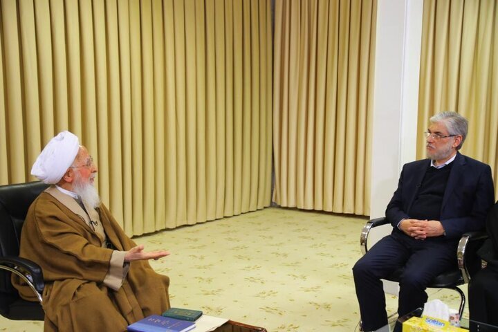مرجع تقلید شیعیان: مردم میدانند باید به قانون احترام بگذارند اما... مرجع تقلید شیعیان: مردم میدانند باید به قانون احترام بگذارند اما...