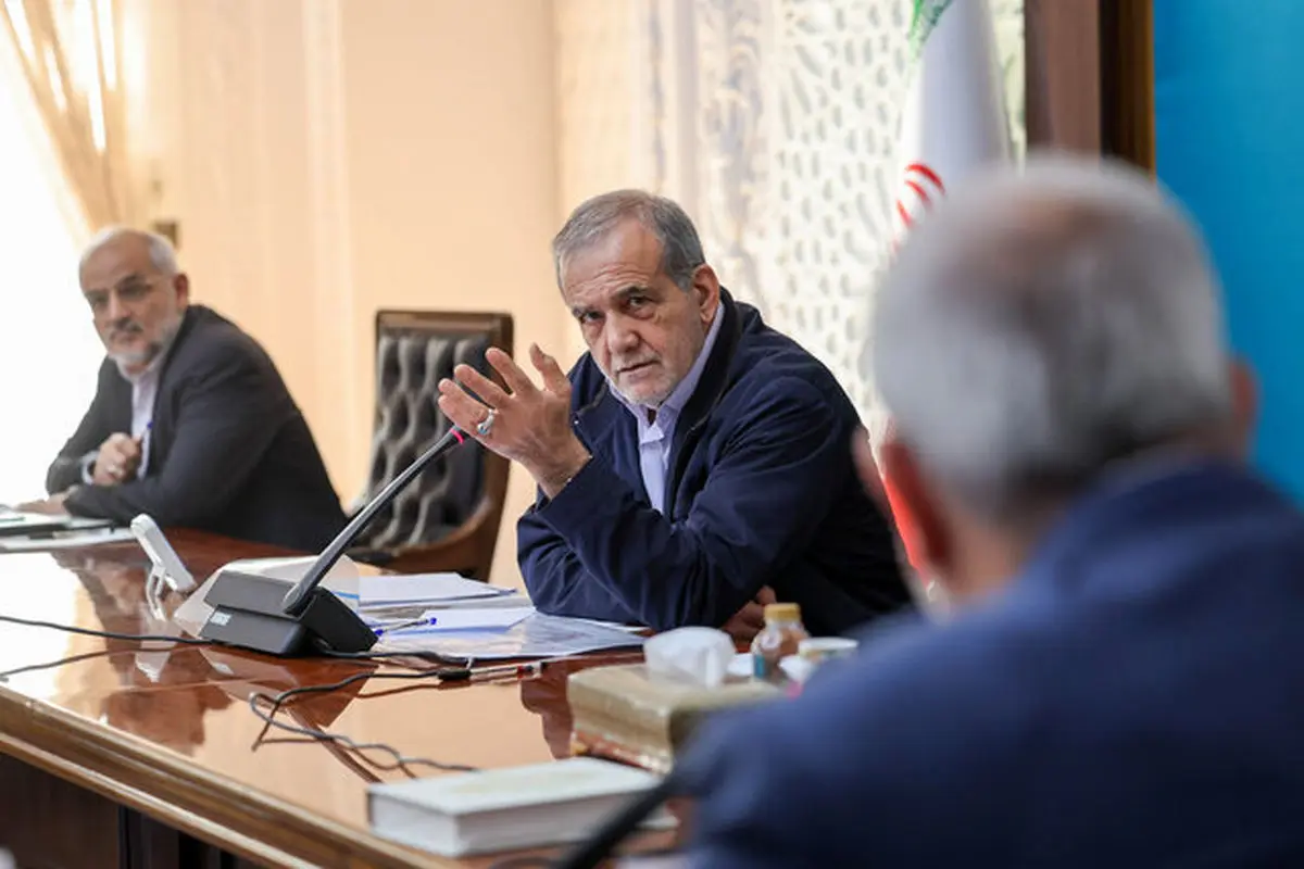 قانون حجاب، حضور ظریف در دولت و فیلترینگ؛ سه اهرم فشار تندروها برای زمینگیر کردن دولت پزشکیان قانون حجاب، حضور ظریف در دولت و فیلترینگ؛ سه اهرم فشار تندروها برای زمینگیر کردن دولت پزشکیان