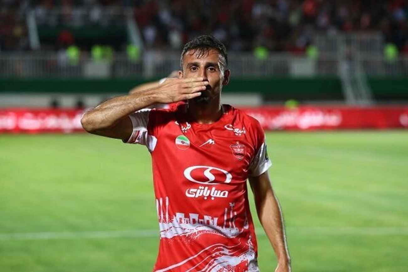 احتمال انفجار بمب توسط مدیران استقلال؛ وینگر پرسپولیس در آستانه یاغی شدن! احتمال انفجار بمب توسط مدیران استقلال؛ وینگر پرسپولیس در آستانه یاغی شدن!