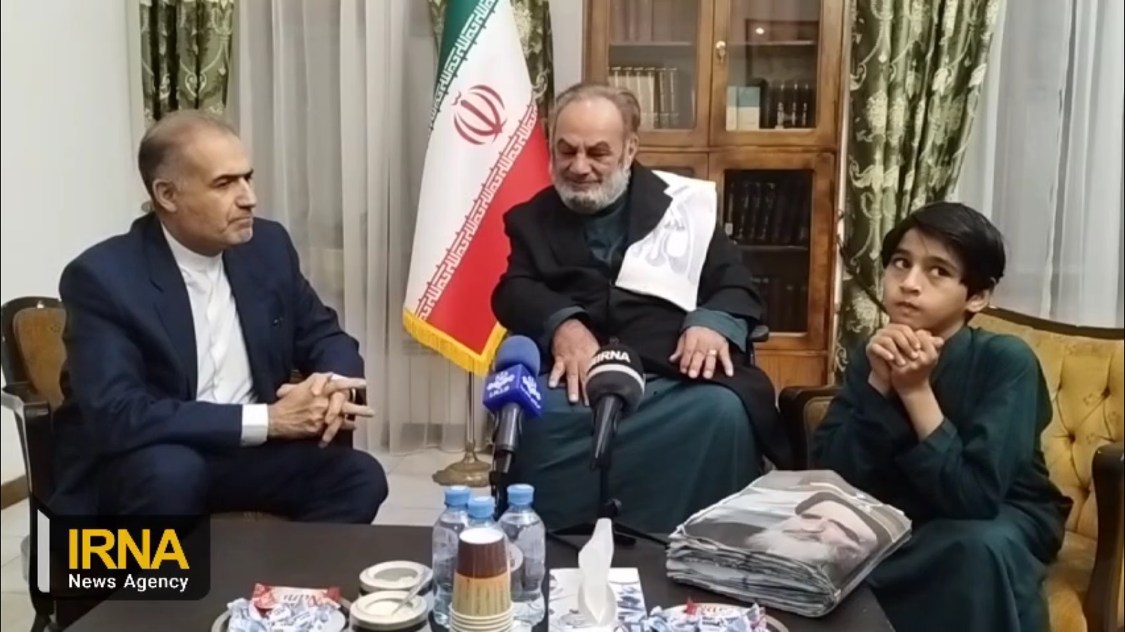 شهروند ایرانی گرفتار در سوریه به مسکو منتقل شد +ویدیو