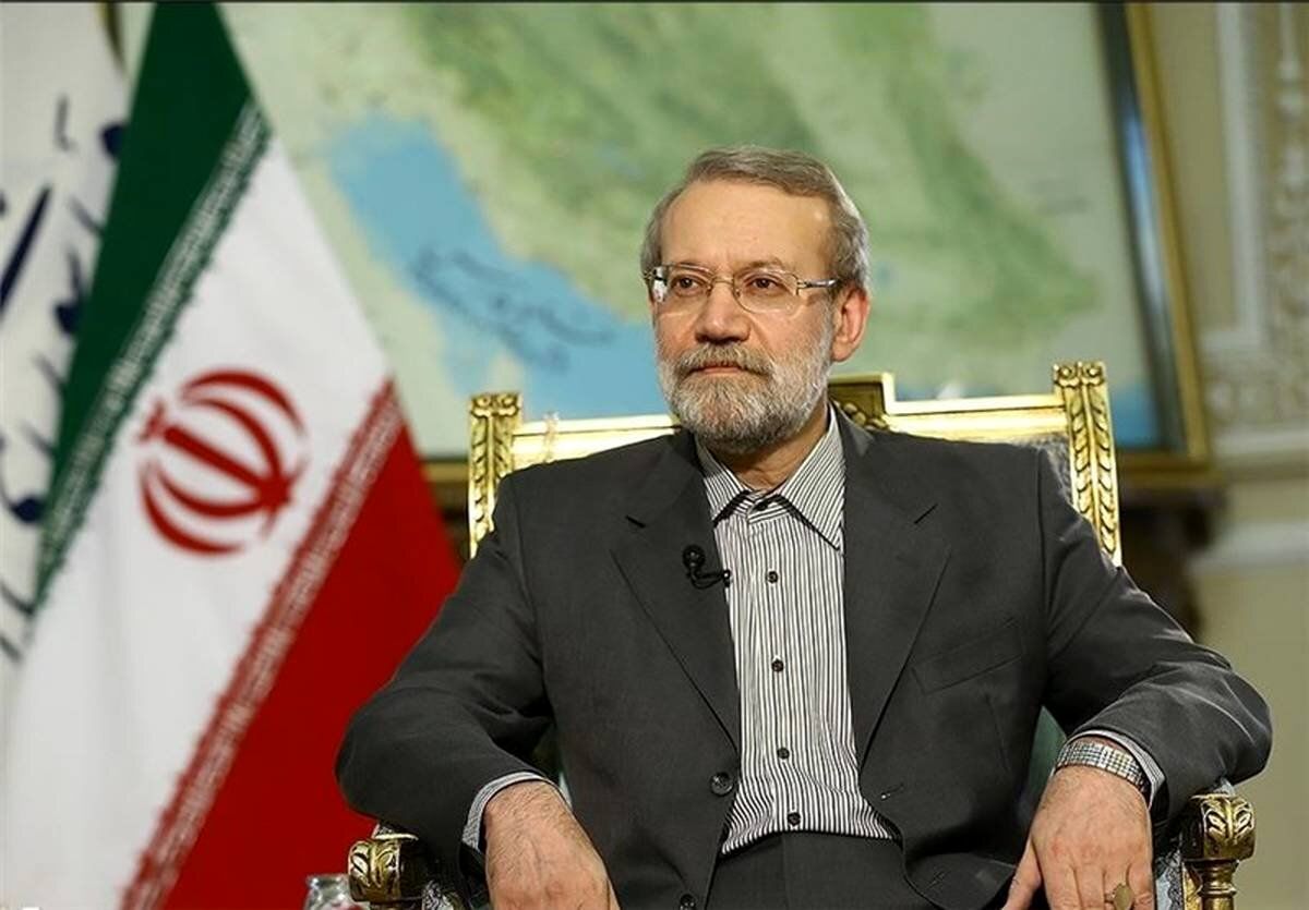 سخنان مهم لاریجانی روی آنتن زنده تلویزیون: مبارزه با تروریست‌ها در سوریه برای امنیت ایران بود