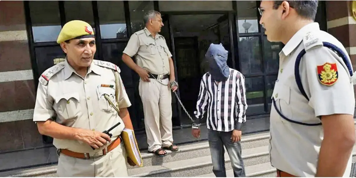 دستگیری مردی که ۱۹ سال پیش همسر و دوقلوهایش را کشت!