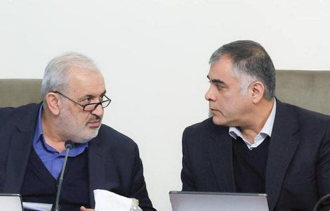 دولت هم می‌گوید سوخت کافی در نیروگاه ها نیست اما وزیر نفت زیربار نمی‌رود