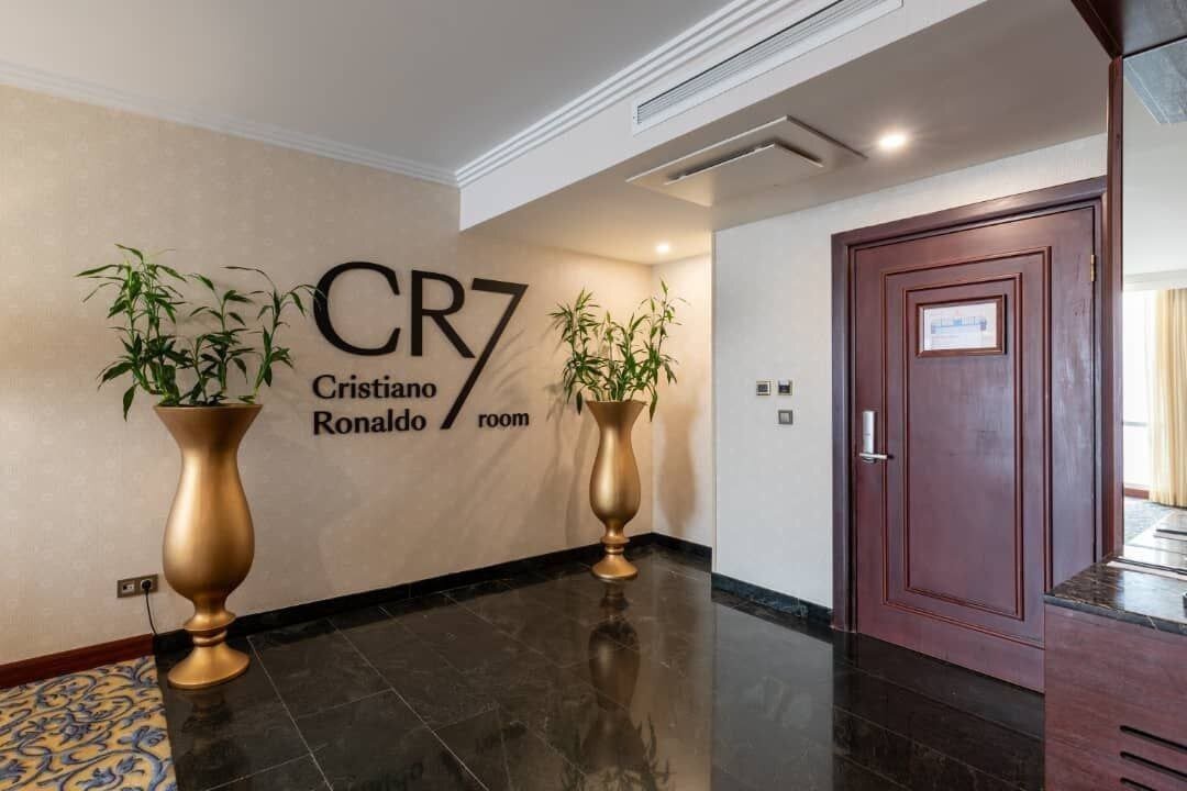 کریستیانو رونالدو در تهران صاحب یک اتاق مجلل شد +عکس کریستیانو رونالدو در تهران صاحب یک اتاق مجلل شد +عکس