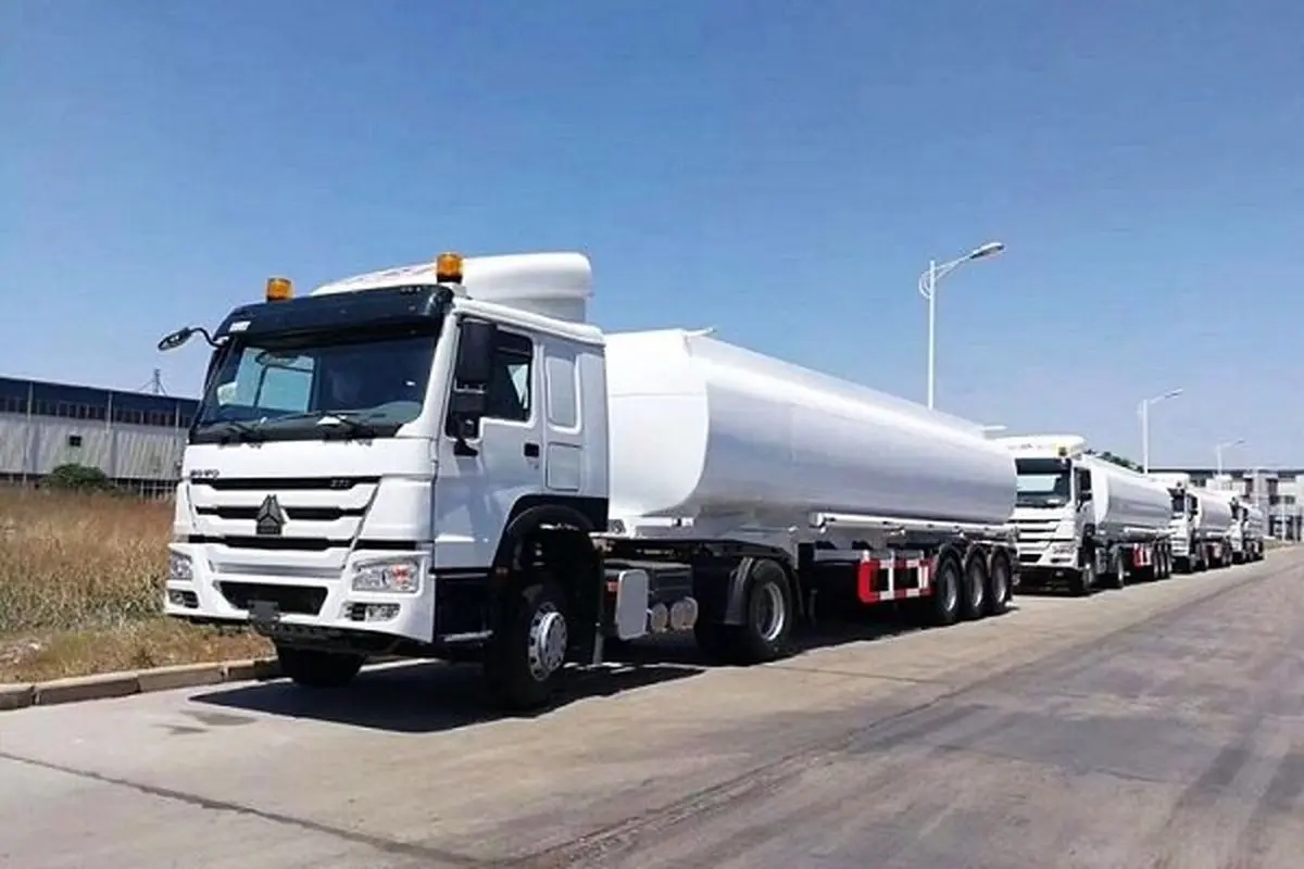 رانندگی یک کودک با ماشین سنگین؛ تریلی توقیف شد +عکس