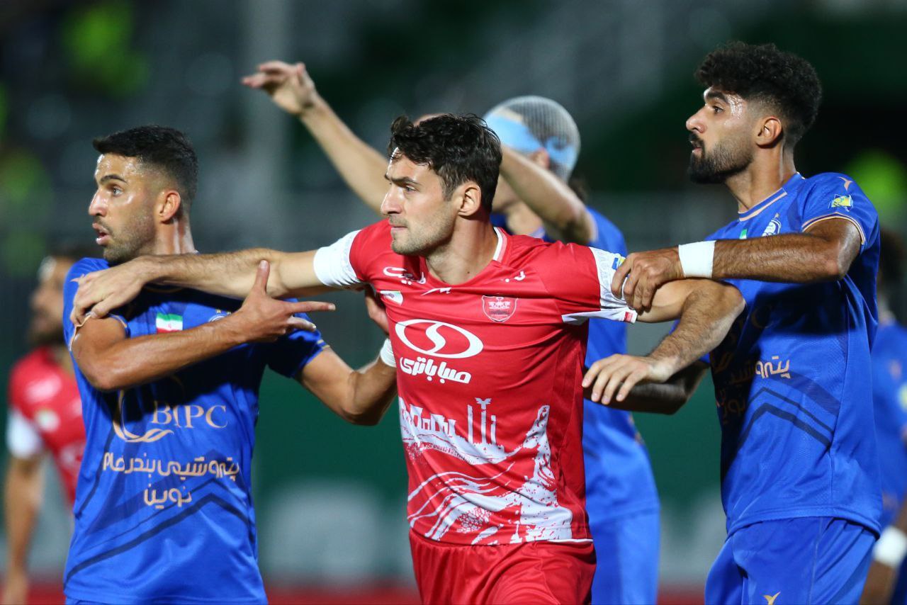 ساعت بازی پرسپولیس و استقلال امروز پنجشنبه ۹ اسفند