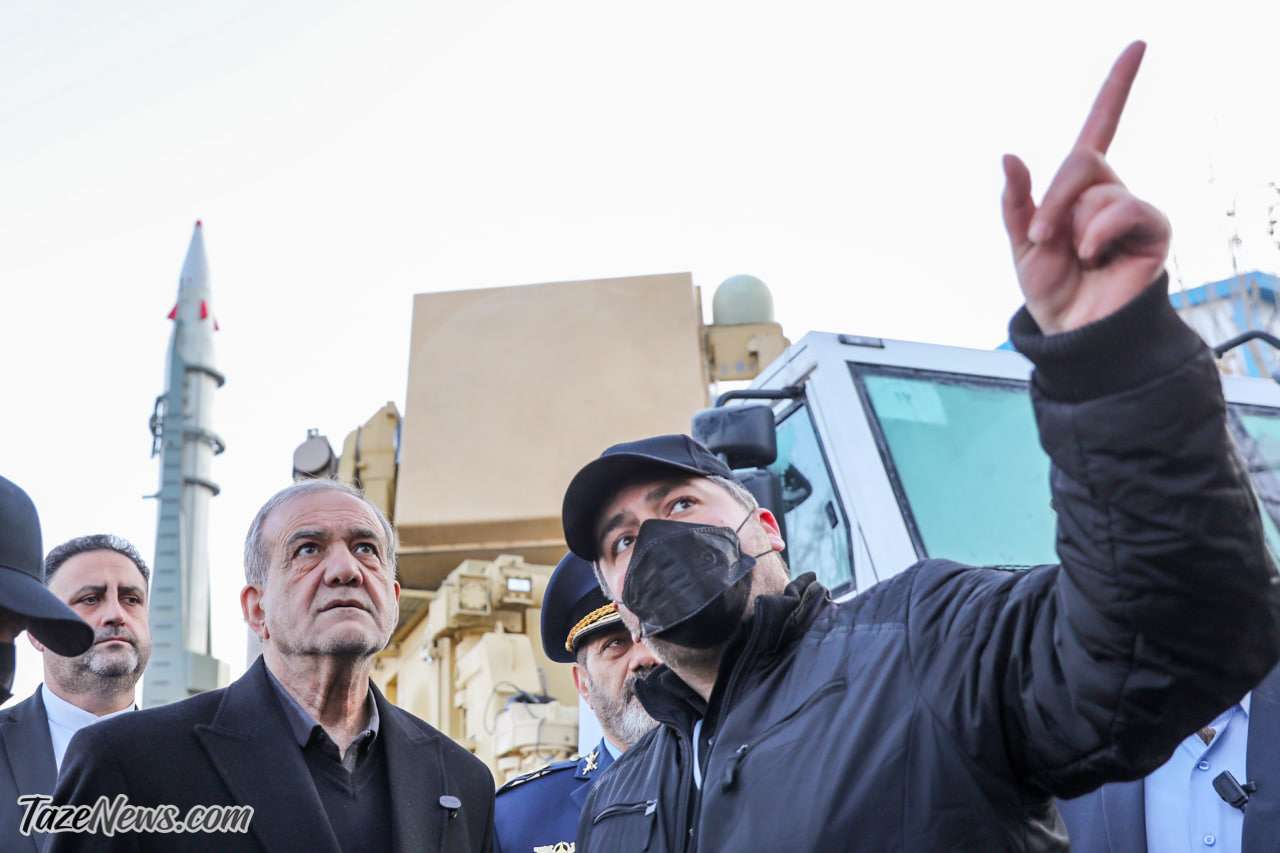 رئیسجمهور در حضور نظامیها خطونشان کشید! رئیسجمهور در حضور نظامیها خطونشان کشید!