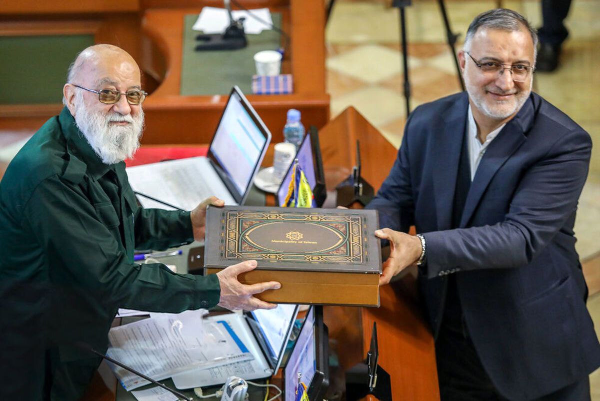 گم شدن ۱۷ هزار میلیارد تومان در شهرداری تهران تایید شد!/ اتوبوس های برقی تقلبی و تراموا هم دست دوم و کرایهای بود! گم شدن ۱۷ هزار میلیارد تومان در شهرداری تهران تایید شد!/ اتوبوس های برقی تقلبی و تراموا هم دست دوم و کرایهای بود!